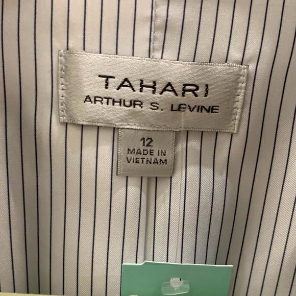 Tahari navy blazer size 12 NWT - Picture 4 of 6